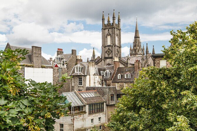 Art, History, and Hidden Gems: Aberdeen Private Walking Tour - Key Points