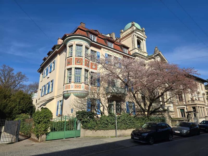 Art Nouveau Meets Street Art in Munich - The Sum Up