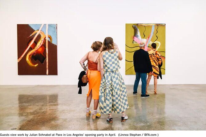 Art Openings in Los Angeles Saturday Night Private Tour by Aaron - FAQ