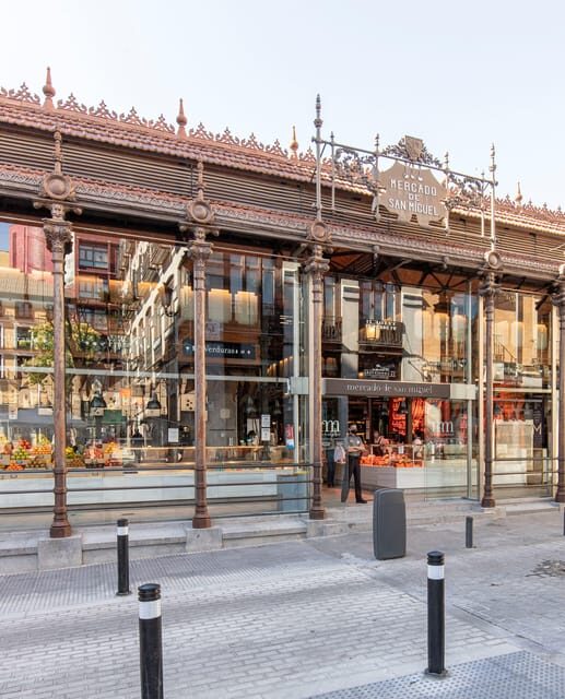 Art & Wine Experience: Thyssen Museum Tour & Wine Tasting - How the Tour Works: Itinerary Breakdown