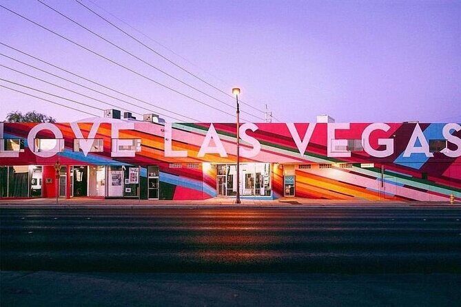 Arts District 4hr Shopping, Champagne, Photos, Limo Ride & Dinner - Dining & Nightlife