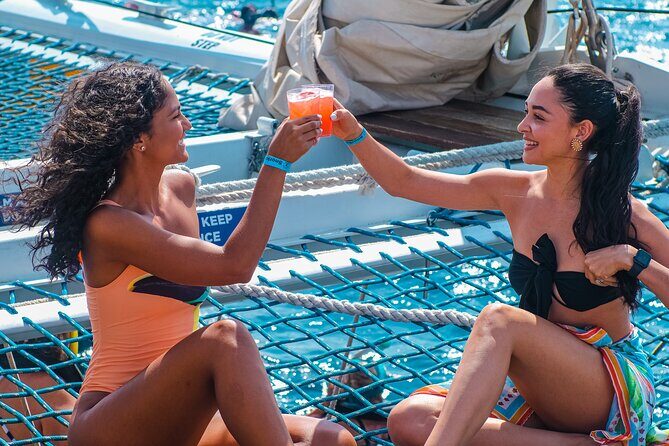 Aruba Morning Snorkel Sail aboard Palm Pleasure Catamaran - Aruba Morning Snorkel Sail aboard Palm Pleasure Catamaran