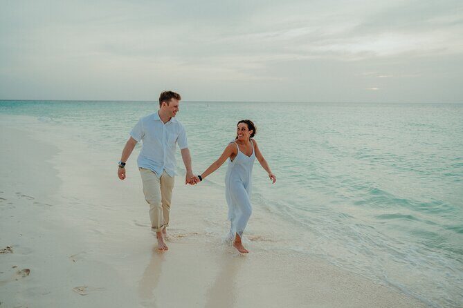Aruba Romantic Sunset Photoshoot & Beach Picnic in Luxury Cabana - FAQ