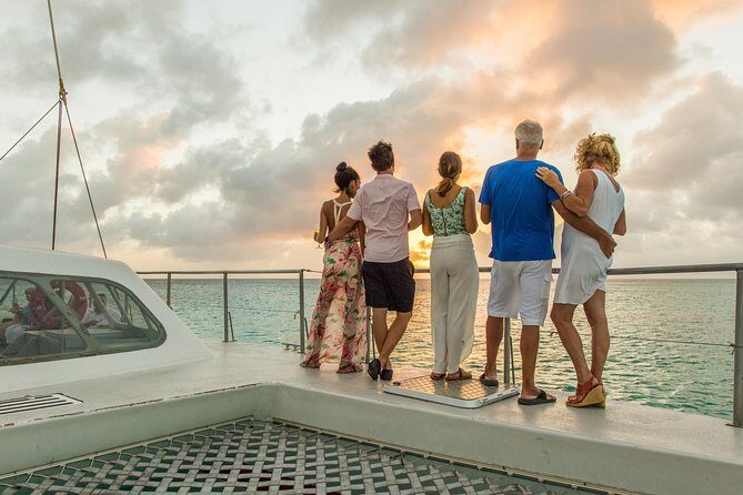 Aruba Sunset Sail with Caribbean Dinner and Live Music - Setting the Scene: What to Expect