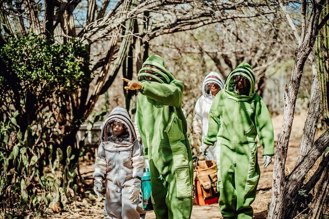 Aruba´s Bee Haven Private Adventure - Frequently Asked Questions