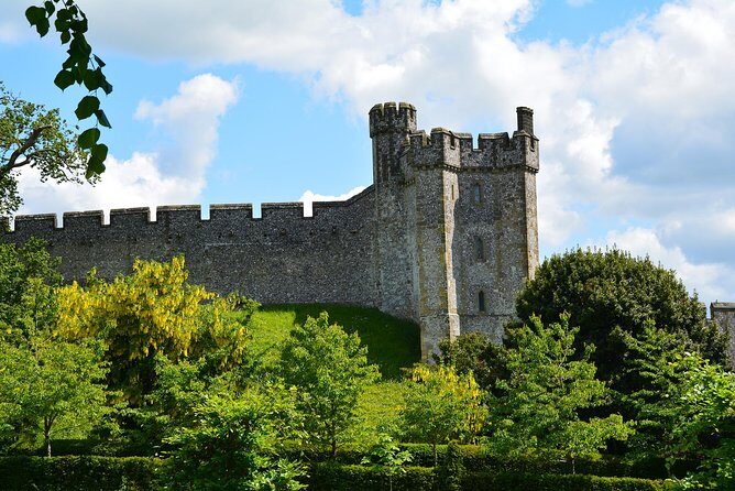 Arundel castle historic ships portsmouth - Key Points