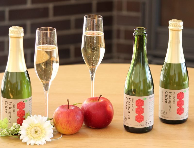 Asahikawa-Fukagawa Cidre Ticket -3 Tastings & Hokkaido Snacks - The brewery explanation comes before the tasting