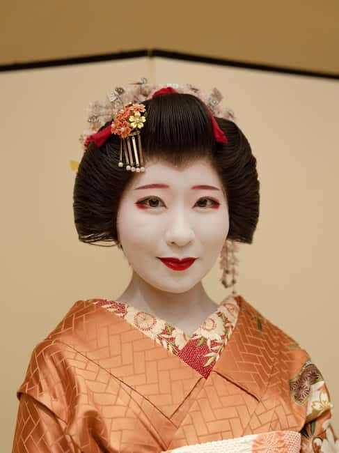 Asakusa: Geisha Performance and Tea House Experience - Who Will Love This Experience?