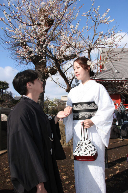 Asakusa Kimono Rental OSHARE Japanese Makeup & Tea Ceremony Experience Open until 10 PM - Exploring Senso-ji and Asakusa in kimono