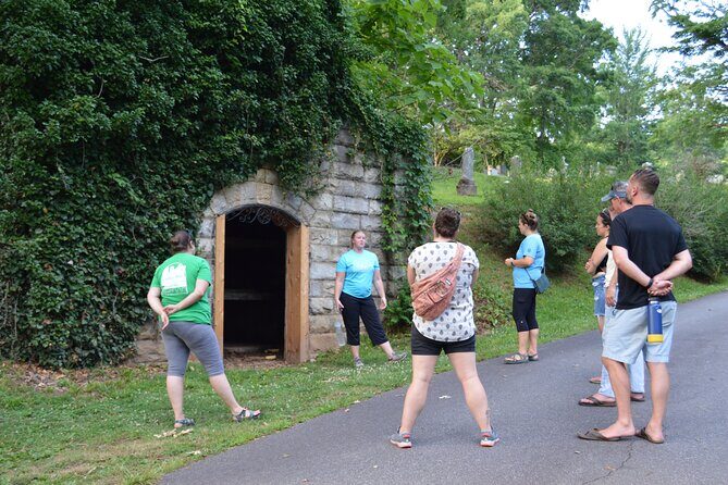 Asheville Ghost Tour: A Walk Through Riverside Cemetery & Montford Neighborhood - Key Points