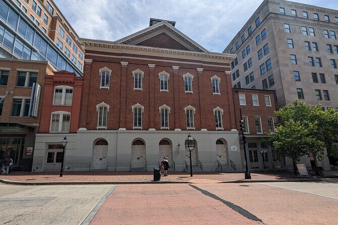 Assassinations Capital: Presidential Crime Scenes Walking Tour - Washington’s Dark Side: The Assassinations Capital Walking Tour