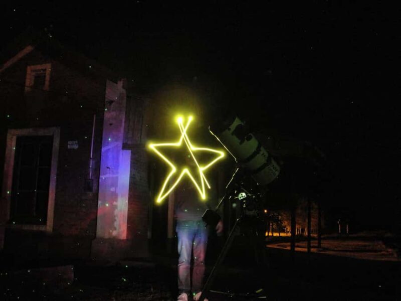 Astrotourism in train stations (Buenos Aires): "Train to the Milky Way". - Key Points