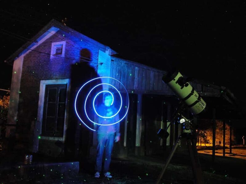 Astrotourism in train stations (Buenos Aires): "Train to the Milky Way". - The Sum Up