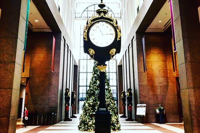 Astroville Tunnel Tour of Downtown Houston (Air-Conditioned) - Key Points