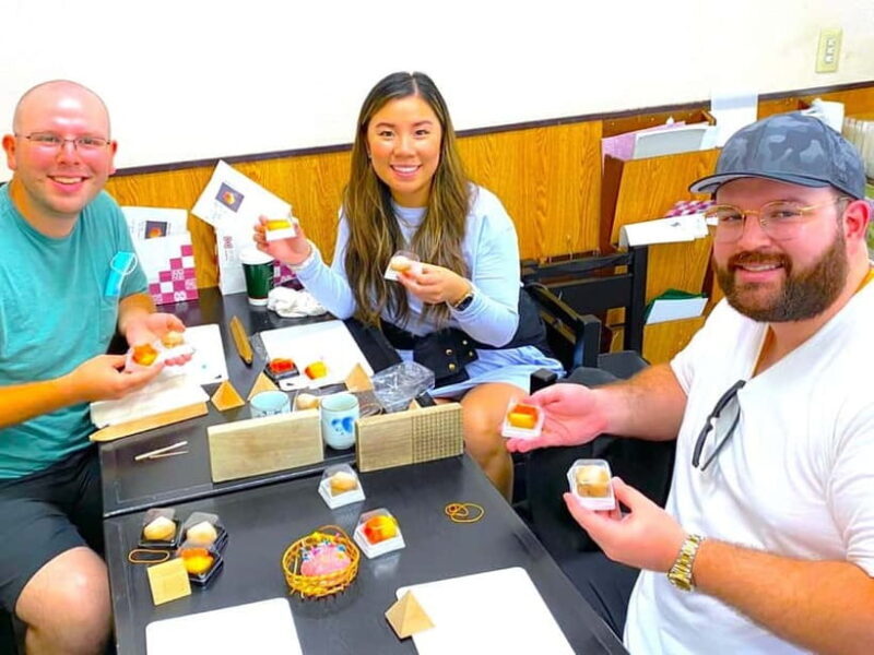 At an Antique Shop, Tea Ceremony and Japanese Sweets Forming - Key Points