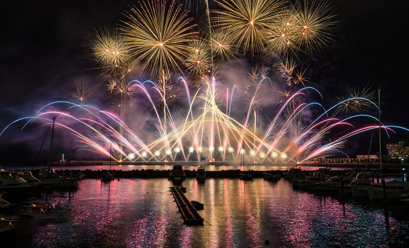 Atami Fireworks Day Tour: Optional Hakone & Mount Omuro & Kamakura Route (Optional Hotel Pickup and Drop-off) - The fireworks make Atami worth the late return