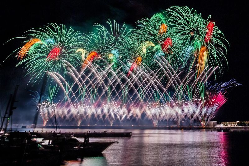 Atami Fireworks Limited: Izu & Atami Fireworks / Hakone Atami Fireworks Festival One-Day Tour | Depart from Tokyo - A noon start, then a flexible route