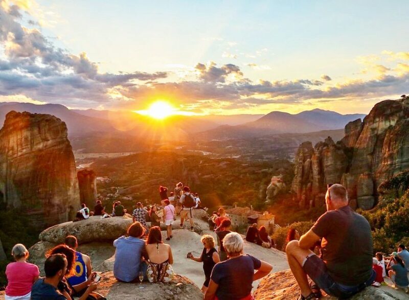 Athens: 2-Day Meteora Tour in Spanish with Guide & Hotel - Who Would Benefit Most from This Tour?
