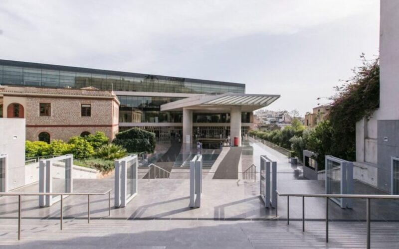 Athens: Acropolis & Acropolis Museum Private Walking Tour - Who Will Enjoy This Tour?