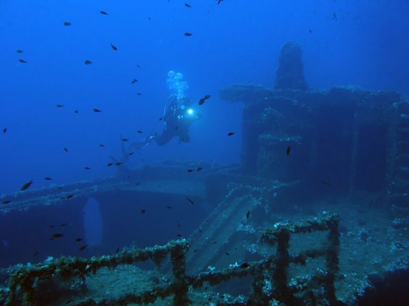 Athens: Adventure Dives in Nea Makri for Certified Divers - Key Points