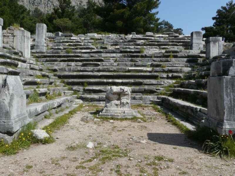 Athens: Ancient Olympia and Corinth Canal Private Tour - Who Should Consider This Tour?
