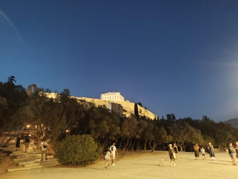 Athens and Piraeus: Private Night Tour - Who Should Consider This Tour?