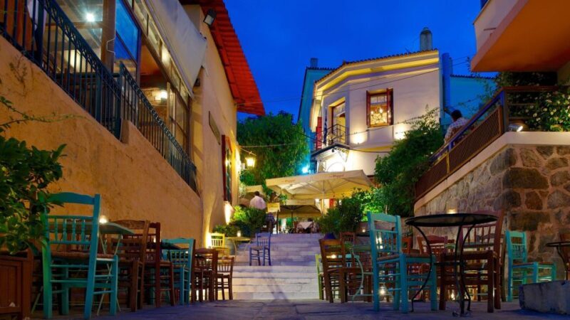 "Athens by Night" - Who Should Consider This Experience?