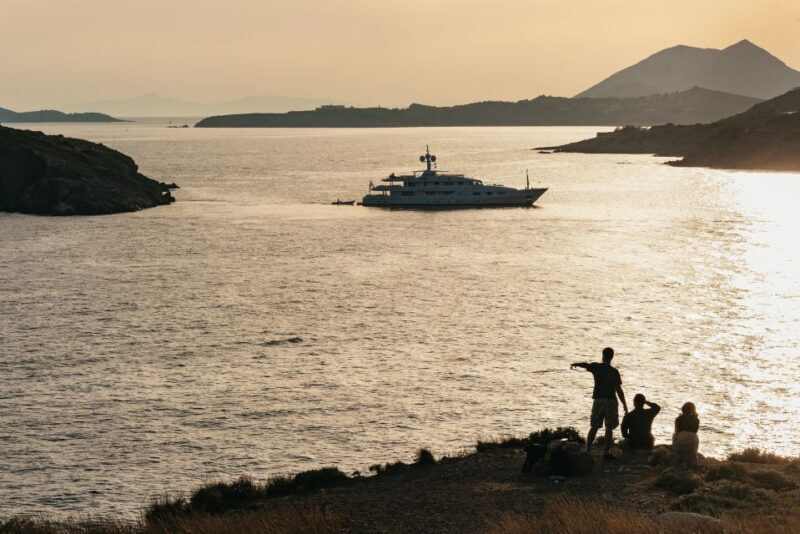 Athens: Cape Sounion & Poseidon Temple Sunset Half-Day Trip - Watching the Sunset at the Temple