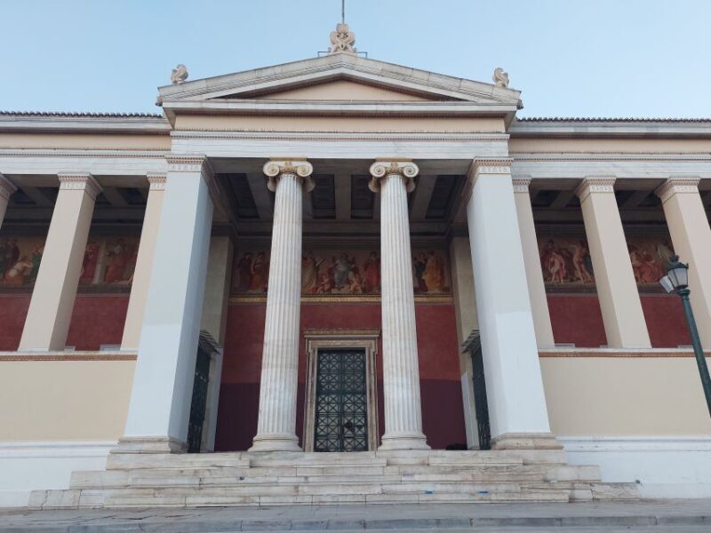 Athens: City Highlights Nighttime Walking Tour in Spanish - A Detailed Look at the Athens Nighttime Walking Tour