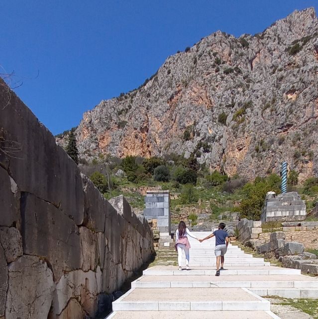 Athens: Delphi, Corycian Cave, and 300 Battlefield Day Trip - FAQs
