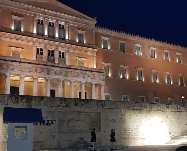 Athens: Evening Guided Walking Tour with Plaka & Dinner - Key Points