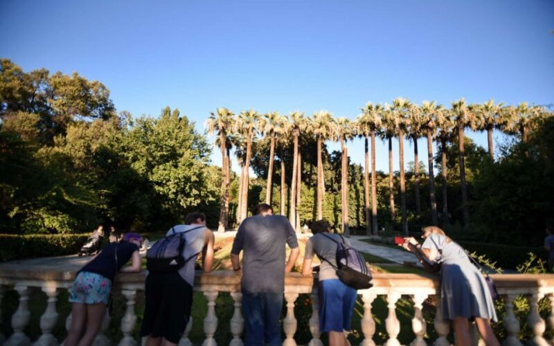 Athens: Evening Private City Walking Tour & 4-Course Dinner - The Stories and Legends
