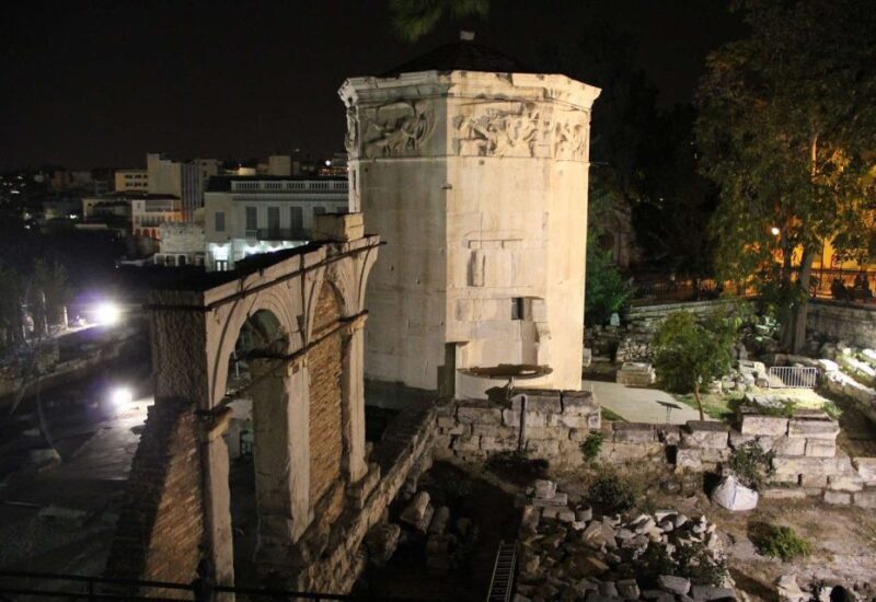 Athens: Evening Private City Walking Tour & 4-Course Dinner - The Culinary Experience: Four-Course Dinner