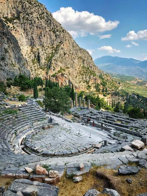 Athens: Full Day Trip Delphi and Arachova - Exploring the Ancient Site of Delphi