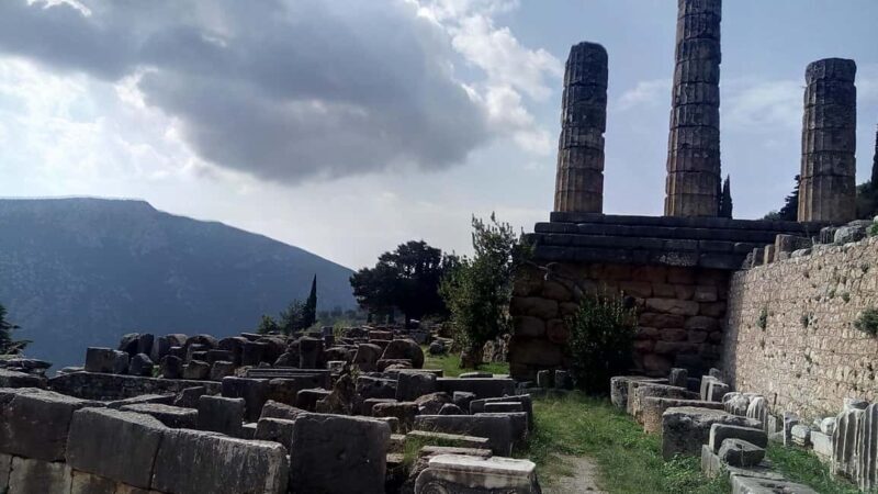 Athens: Full Day Trip Delphi and Arachova - Transportation and Comfort