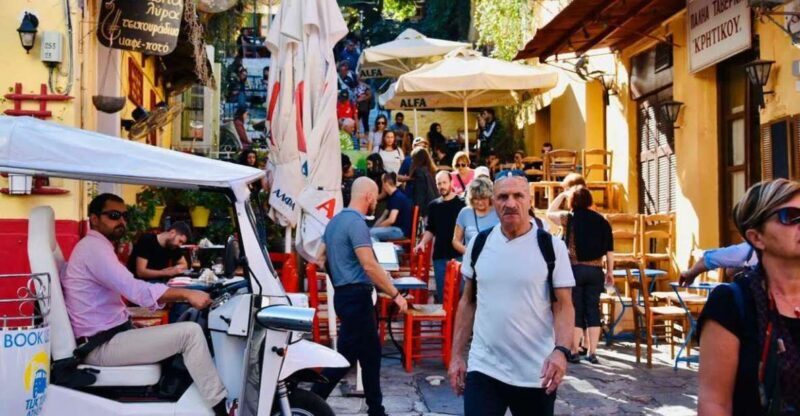 Athens: Private Evening Sightseeing Tour by Electric Tuk-Tuk - Key Points