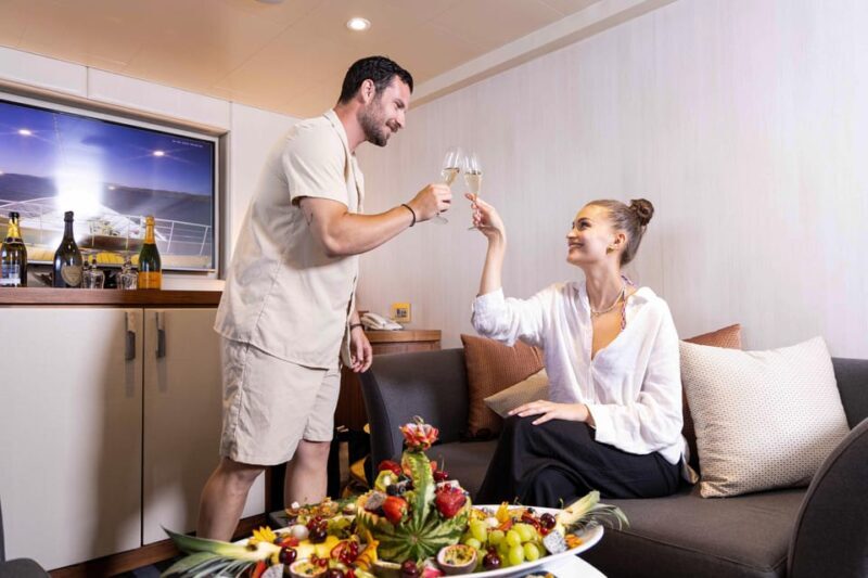 Athens: Saronic Islands Cruise with VIP Area Seating & Lunch - Key Points