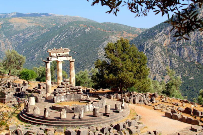 Athens to Delphi & Arachova private day tour - A Well-Rounded Day from Athens to the Heart of Greece