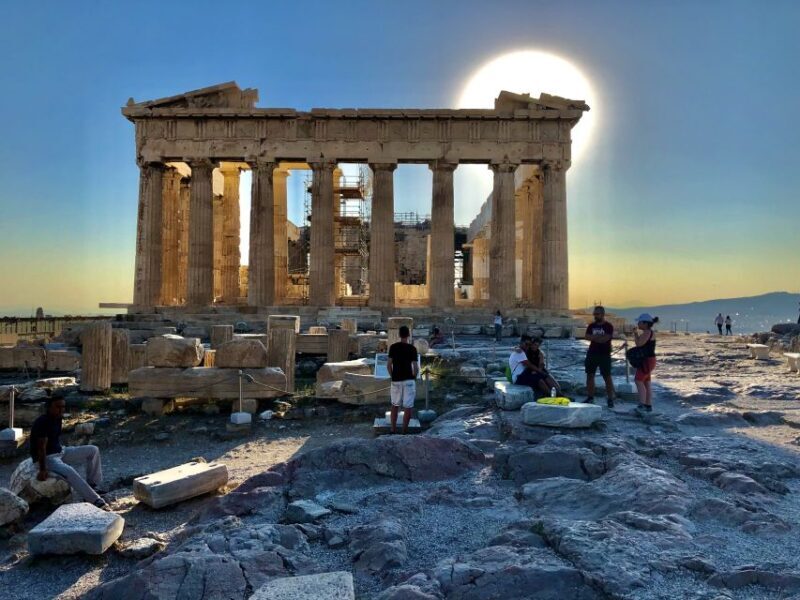 Athens:Acropolis - Historical Center Walking Tour in Spanish - What Makes This Tour Stand Out?