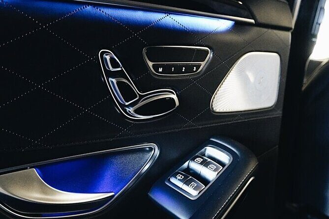 Atlanta Arrival Chauffeur Driven Transport by Executive Sedan - Why Choose Private Transfers Like This?