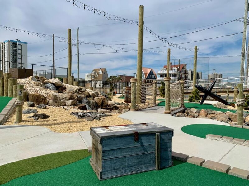 Atlantic City: Ocean View Mini Golf Pass - Atlantic City: Ocean View Mini Golf Pass — A Fun, Scenic Break on the Boardwalk