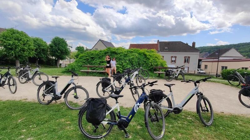 Au départ de REIMS : Ebike tour with a local guide ! - Discover Reims and the Champagne Vineyards on an Ebike Tour with a Local Guide