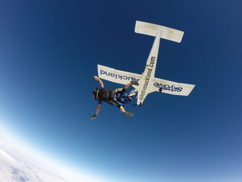 Auckland: 13000, 16000, or 18000-Foot Tandem Skydive - Discovering the Skydive Experience in Auckland