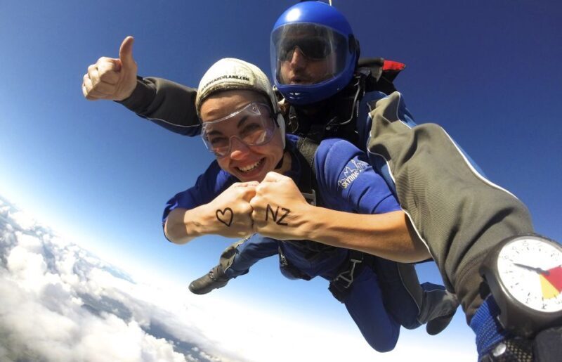 Auckland: 13000, 16000, or 18000-Foot Tandem Skydive - What Makes This Skydiving Experience Stand Out?