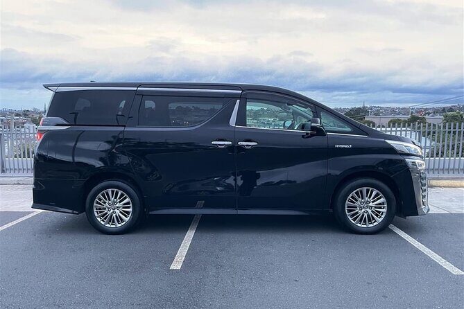 Auckland Airport/CBD Transfer 1-7 traveler (VIP/Luxury Vehicles) - An In-Depth Look at the Auckland Airport/CBD Transfer