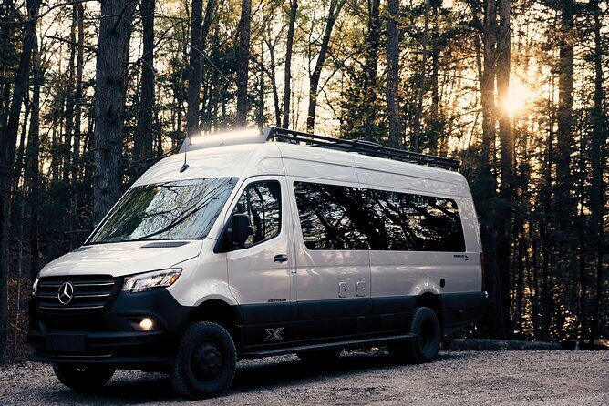 Auckland Airport Private Transfers in a Luxury Minibus - Auckland Airport Private Transfers in a Luxury Minibus: A Practical & Comfortable Start to Your New Zealand Adventure