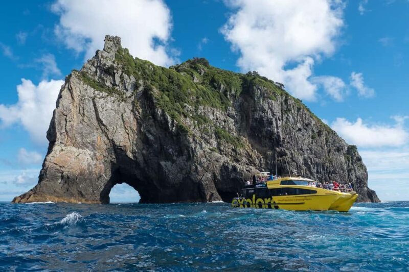 Auckland: Bay of Islands Tour & Cruise 2Day Small Group Tour - Detailed Review of the Two-Day Experience