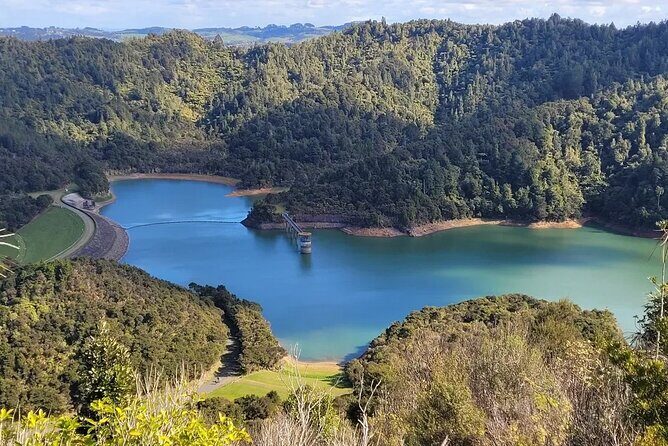 Auckland Birdwatching and Hiking Private Tour - Visiting Hunua Falls
