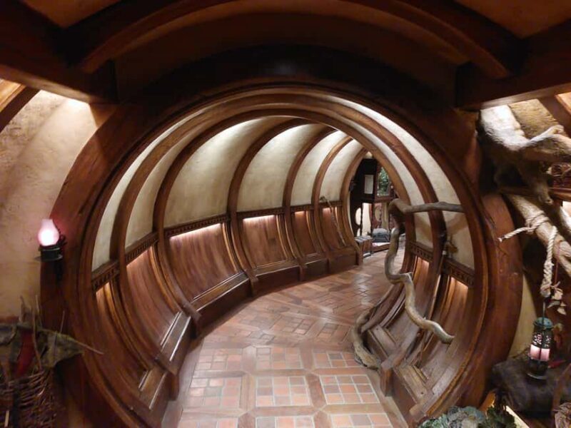 Auckland: Hobbiton, Rotorua, Waiotapu and Waitomo 3-Day Tour - Who Will Appreciate This Tour?