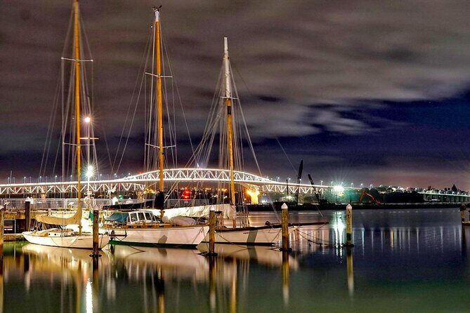 Auckland Night Views from Mount Eden to the Night Market - Discover Auckland’s Nighttime Charm: Mount Eden, Harbour Bridge & Night Market